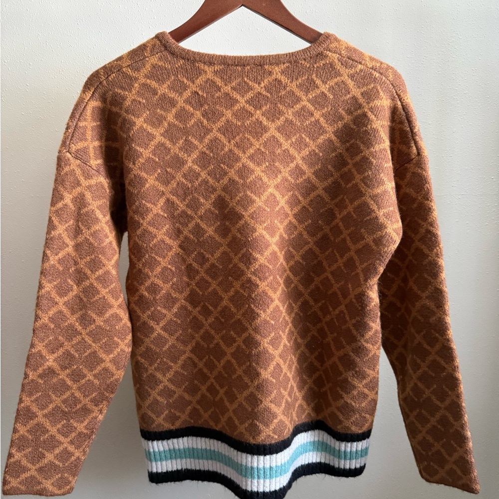 Yest Brown Geometric V Neck Sweater Striped Hem Size 10 - Picture 2 of 4